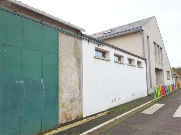 Immeuble à vendre à Cloyes-les-Trois-Rivières dans l'Eure-et-Loir (28220), ref : JS/433