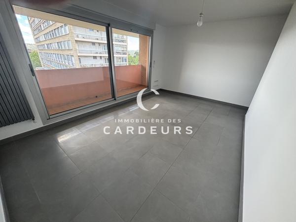 Appartement
                                                                                                                                                                                                                                                                                                                        2 pièce(s)                                                                                                                                                                                                          1 chambre(s)                                                                                                                                                                                                          72  m²