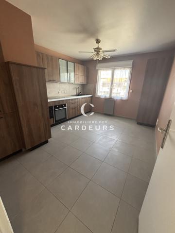 Appartement
                                                                                                                                                                                                                                                                                                                        2 pièce(s)                                                                                                                                                                                                          1 chambre(s)                                                                                                                                                                                                          72  m²