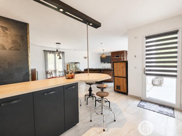 PROPRIÉTÉ RARE – 2 LOGEMENTS INDÉPENDANTS – VILLA 120 M² + HABITATION 42 M² – TERRAIN 1 767 M²**