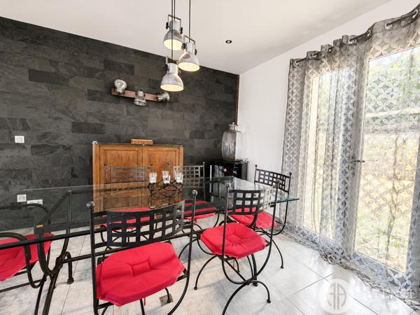 PROPRIÉTÉ RARE – 2 LOGEMENTS INDÉPENDANTS – VILLA 120 M² + HABITATION 42 M² – TERRAIN 1 767 M²**