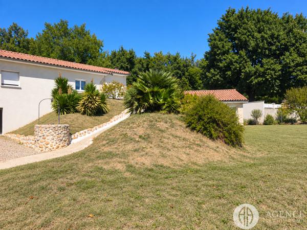 PROPRIÉTÉ RARE – 2 LOGEMENTS INDÉPENDANTS – VILLA 120 M² + HABITATION 42 M² – TERRAIN 1 767 M²**