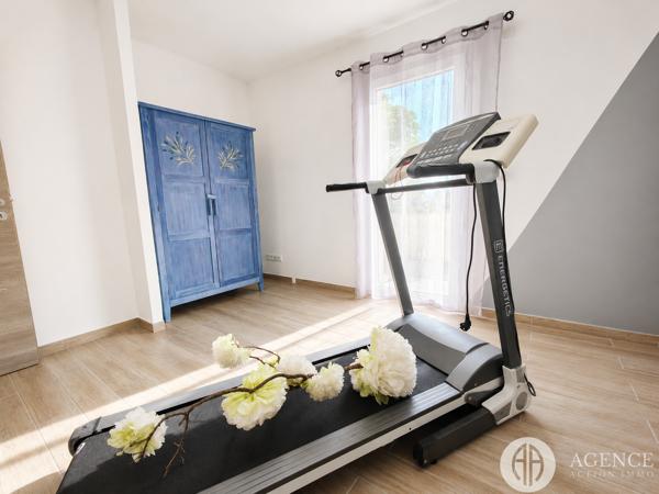 PROPRIÉTÉ RARE – 2 LOGEMENTS INDÉPENDANTS – VILLA 120 M² + HABITATION 42 M² – TERRAIN 1 767 M²**