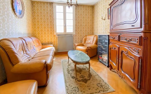 Maison à vendre    5 pièces •  Agen