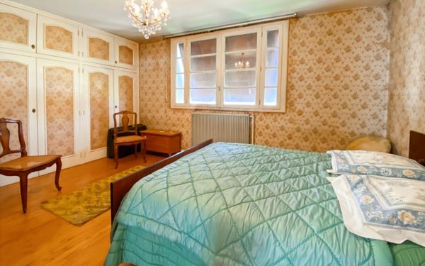 Maison à vendre    5 pièces •  Agen