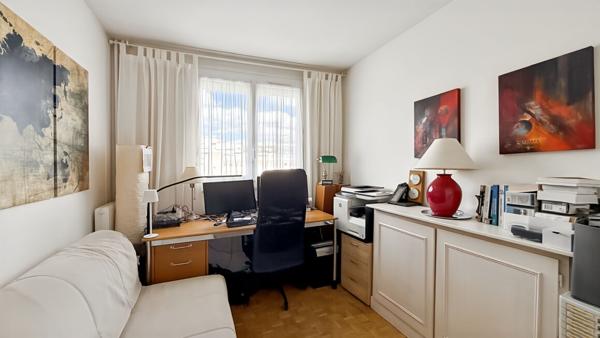Bel Appartement 3 pièce(s) à Boulogne Billancourt