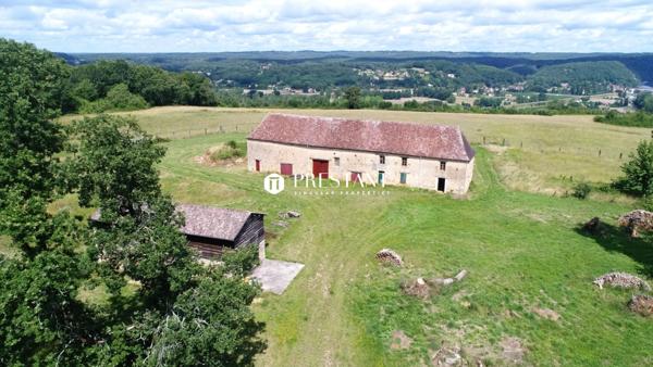 Ferme et château médiéval à restaurer. Superbe propriété foncière de 47 hectares dominant la vallée et la rivière Dordogne., LALINDE