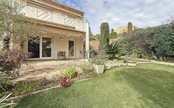 Appartement à vendre    3 pièces • 49 m2 Les Issambres - Roquebrune-sur-Argens