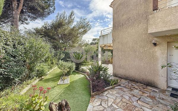 Appartement à vendre    3 pièces • 49 m2 Les Issambres - Roquebrune-sur-Argens