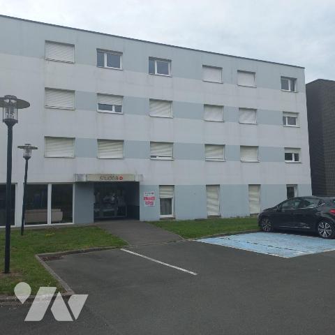 DANS UNE RESIDENCE SECURISEE POUR ETUDIANT UN STUDIO AU REZ DE CHAUSSEE DE 16,99 M²  comprenant...