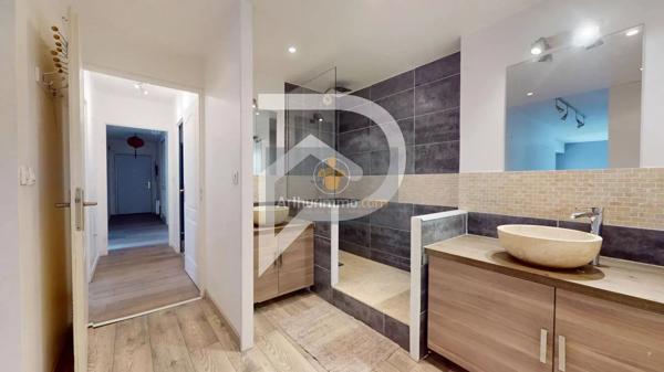 Vente                                                      Appartement
                        
                     4 pièces                      86 m2                     à Le Port-Marly
