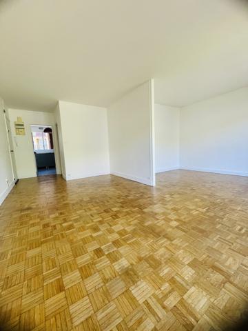 Appartement 2 pièce(s) 1 chambre(s) 55.6 m²