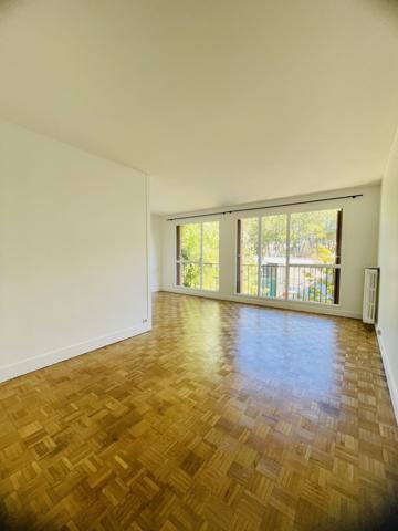 Appartement 2 pièce(s) 1 chambre(s) 55.6 m²