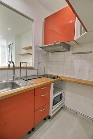 Appartement Romainville 1 studio 33.21 m2 avec cave PLACE CARNOT