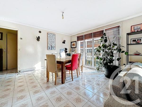 Appartement F4 à vendre  4 pièces - 73,48 m 2   VERSAILLES  - 78