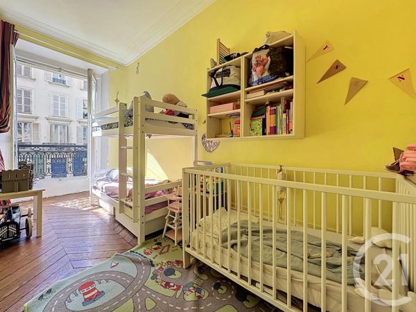 Appartement F4 à vendre  4 pièces - 73,48 m 2   VERSAILLES  - 78