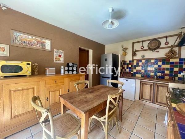 Maison 5 pièces - 139 m² Exclusivité efficity