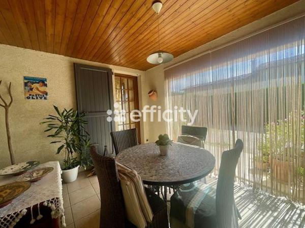 Maison 5 pièces - 139 m² Exclusivité efficity