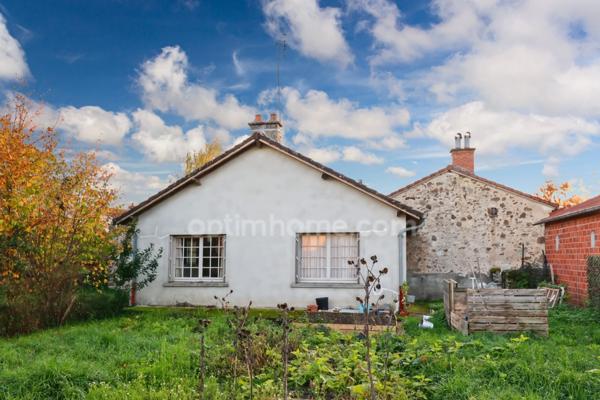 Maison 5 pièces 85 m² plain pied - 2 chambres - sur parcelle terrain de 900 m² + grange MAGNAC LAVAL (87)