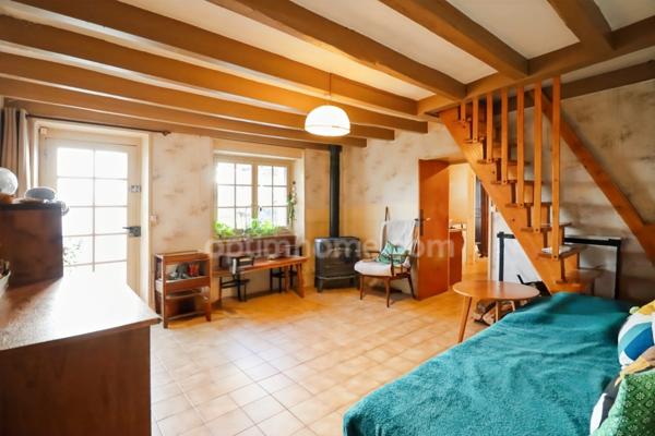 Maison 5 pièces 85 m² plain pied - 2 chambres - sur parcelle terrain de 900 m² + grange MAGNAC LAVAL (87)