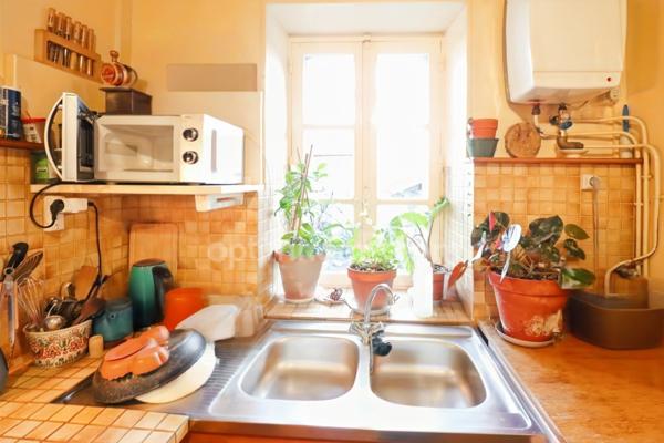 Maison 5 pièces 85 m² plain pied - 2 chambres - sur parcelle terrain de 900 m² + grange MAGNAC LAVAL (87)