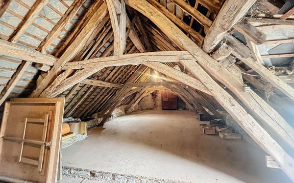 Maison à vendre    3 pièces •  Baugy