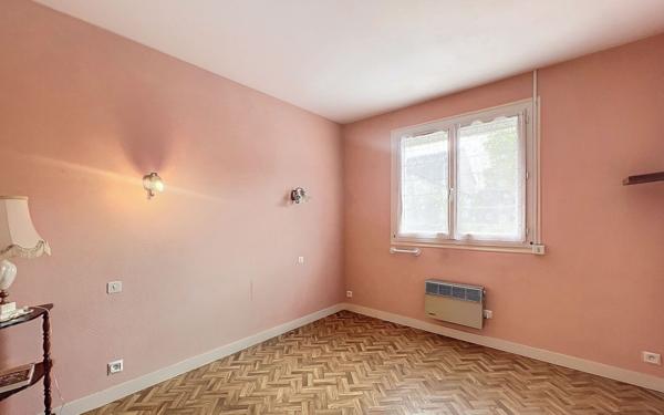 Maison à vendre    3 pièces •  Baugy