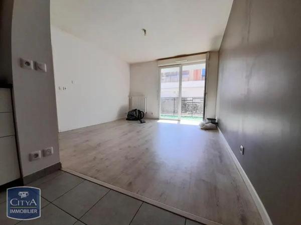 Appartement à louer 2 pièces 41.8m² Pomponne (77400)