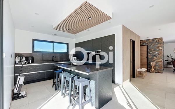 Maison à vendre    6 pièces •  Brive-la-Gaillarde