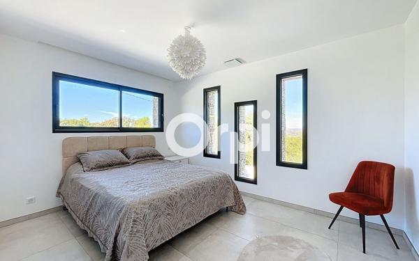 Maison à vendre    6 pièces •  Brive-la-Gaillarde