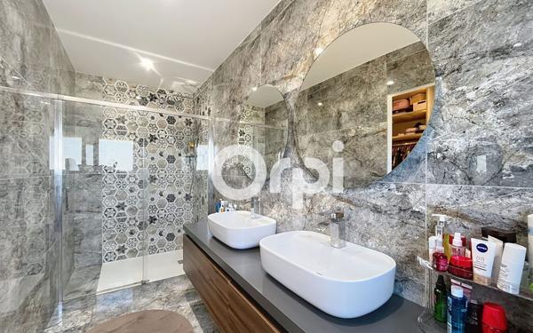 Maison à vendre    6 pièces •  Brive-la-Gaillarde