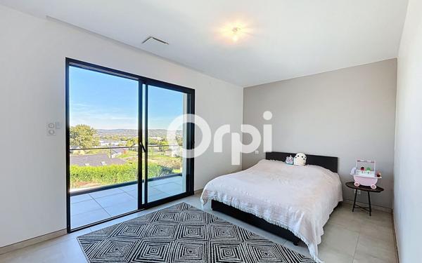 Maison à vendre    6 pièces •  Brive-la-Gaillarde