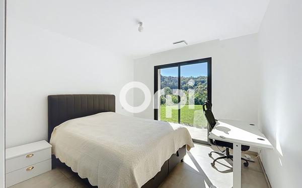 Maison à vendre    6 pièces •  Brive-la-Gaillarde