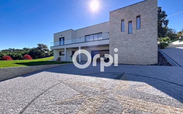 Maison à vendre    6 pièces •  Brive-la-Gaillarde