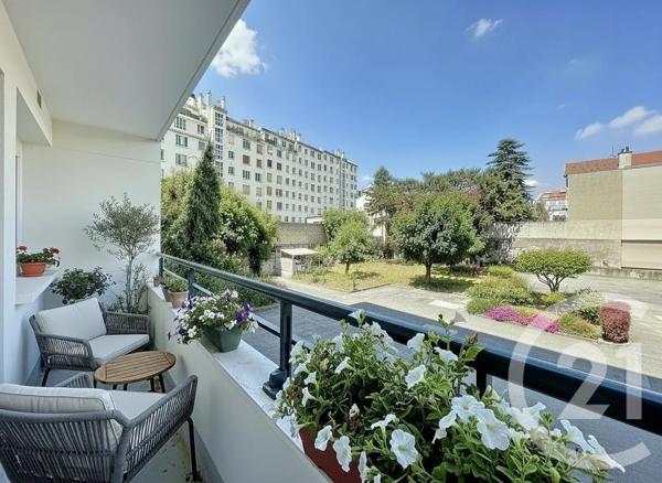 Appartement T3 à vendre  3 pièces - 66,97 m 2   MEUDON  - 92