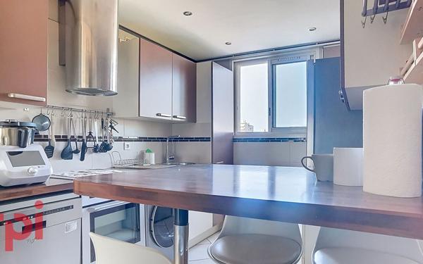 Appartement à vendre    4 pièces • 61,60 m2 Toulon