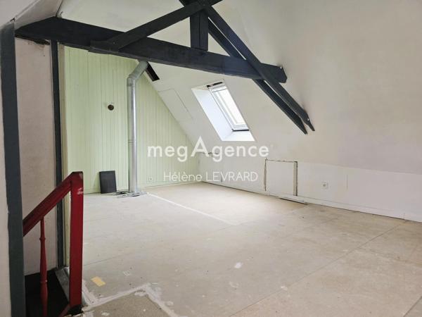 Immeuble à EVRON, 53600 - 28m²