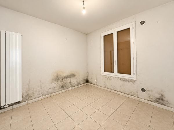 PAVILLON T4 - LE BLANC-MESNIL