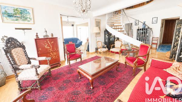 Appartement à vendre 5 pièces 150 m² Courbevoie