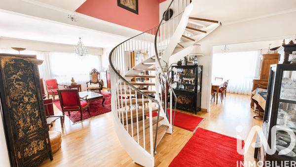 Appartement à vendre 5 pièces 150 m² Courbevoie