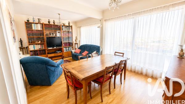 Appartement à vendre 5 pièces 150 m² Courbevoie