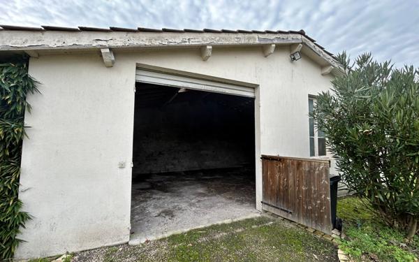 Maison à vendre    3 pièces •  Pessac