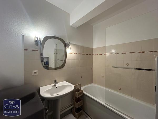 Appartement à vendre 4 pièces 74.15m² Chartres (28000)