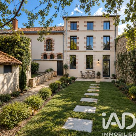 Immeuble à vendre 246 m² Agen