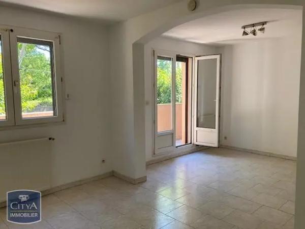 Appartement à louer 3 pièces 58.41m² Marignane (13700)