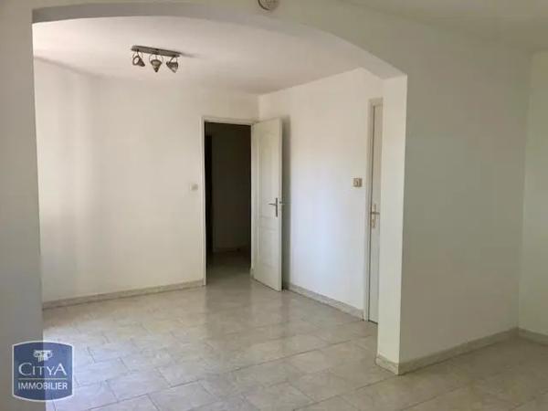 Appartement à louer 3 pièces 58.41m² Marignane (13700)