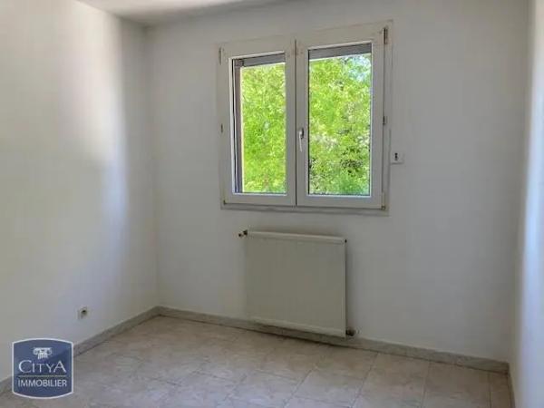Appartement à louer 3 pièces 58.41m² Marignane (13700)