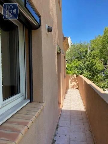 Appartement à louer 3 pièces 58.41m² Marignane (13700)