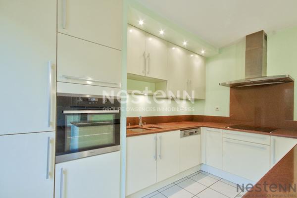 MAISON DE VILLE QUARTIER SAINT MICHEL 5 CHAMBRES AVEC GARAGE ET JARDIN CLOS