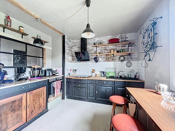 Maison 5 pièces - 120m² - Dépendances à Chameyrat - Calme et vue campagne